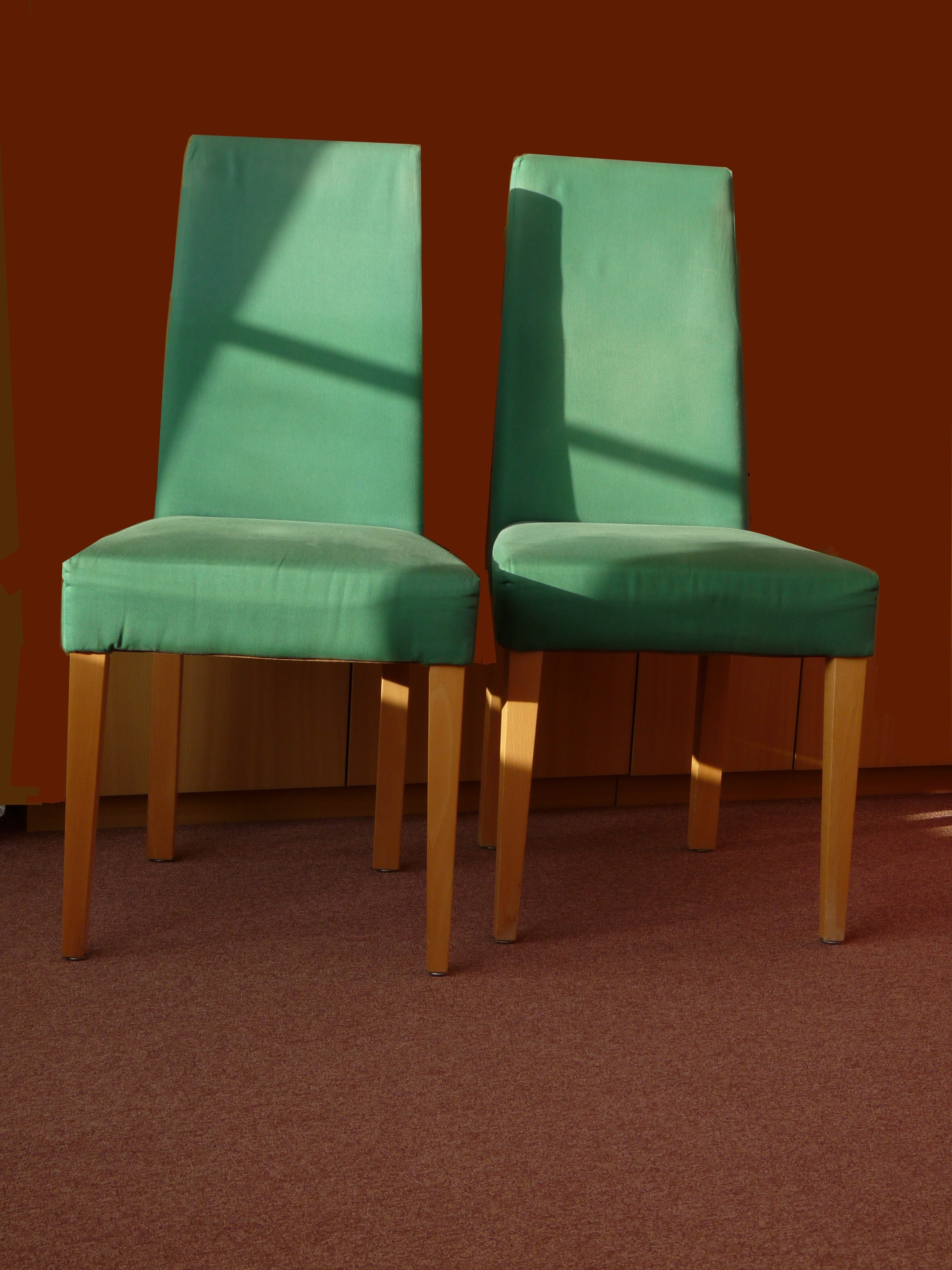 5 GRATIS EETKAMERSTOELEN in Capelle aan den IJssel Huis en Inrichting