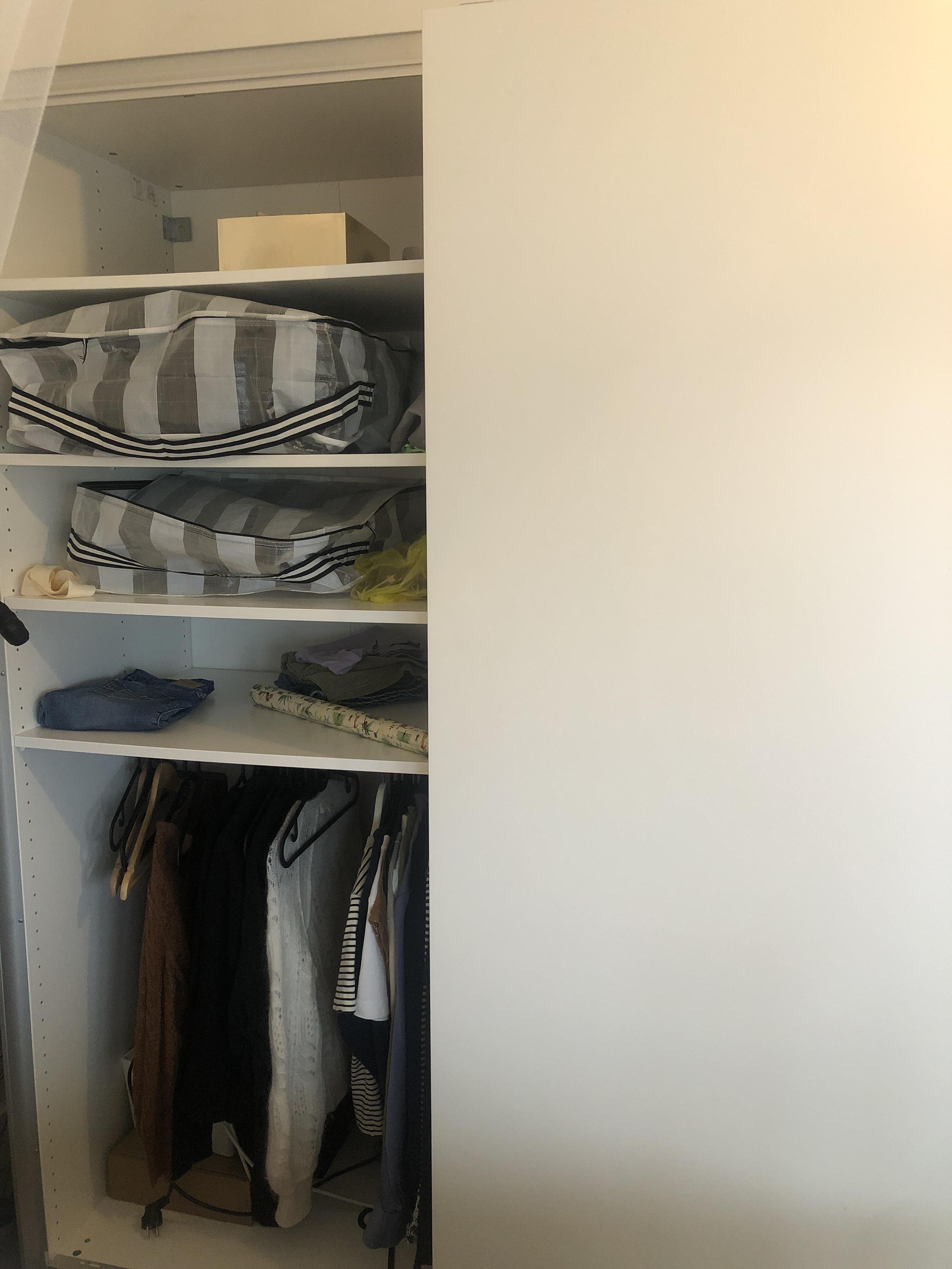 IKEA KLEDING KAST GRATIS AFHALEN, ZELF UIT ELKAAR HALEN in Utrecht