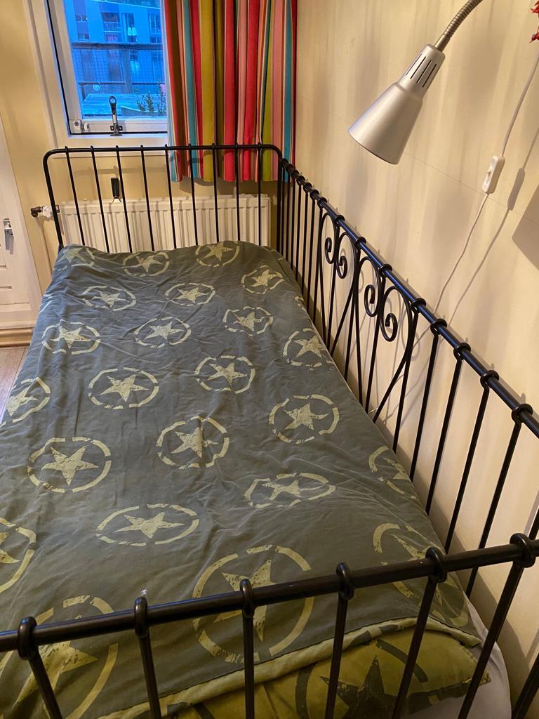 STALEN BED HARTJES IKEA in Amsterdam Huis en Inrichting, Slaapkamer