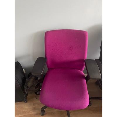 Burostoel, mooi paars