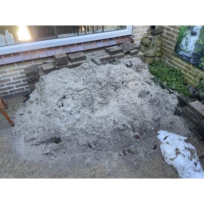 Ophoogzand ongeveer 0,6 kuub