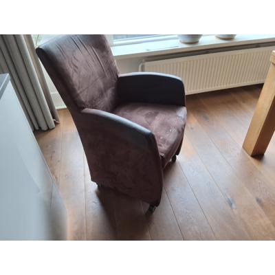 6 eettafel stoelen op wieltjes