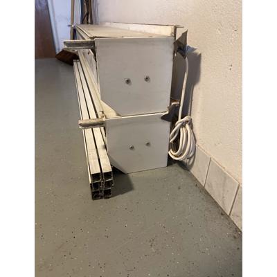 2 rolluiken 150cm breed en 170cm hoog