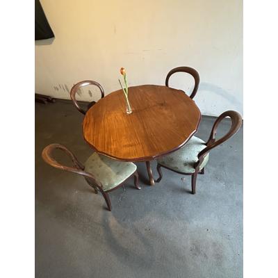 Mahonie houten rond eettafel met 4 stoelen