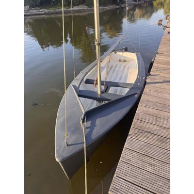 Zeilboot aangeboden wegens beeindigen hobby