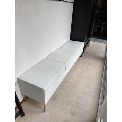 Leuk gebruikt bankje van leer