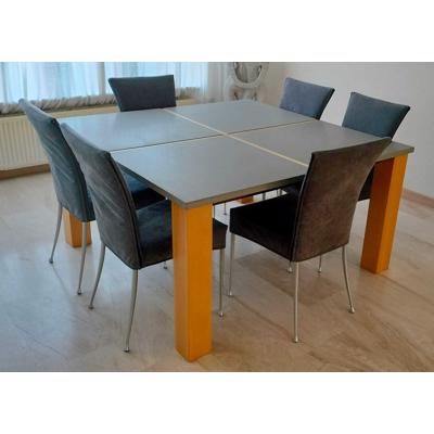 Vierkante eettafel voor 8 personen
