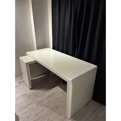 Bureau, groot met verlengstuk