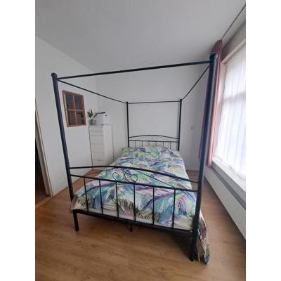 Tweepersoonsbed / hemelbed 140x200