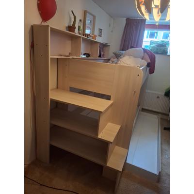 Stevig stapelbed