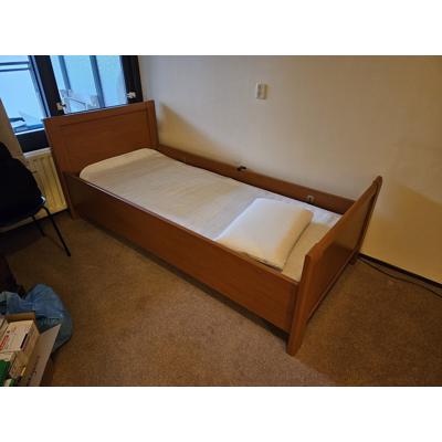 1 persoons bed met lattenbodem