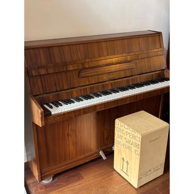 Bechner piano, goede oefenpiano!