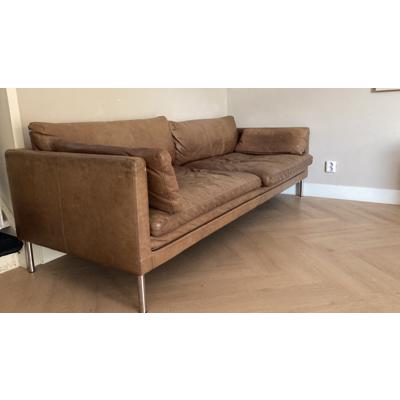 Bruine leren trendy bank