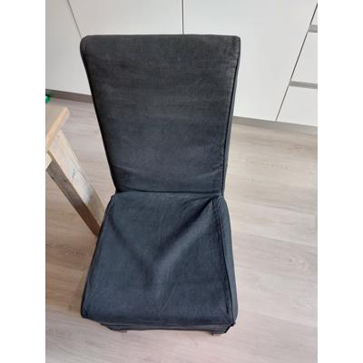 6x zwarte stoelen