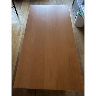 Bureau in bruikbare staat