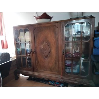 Grootmoeders buffetkast