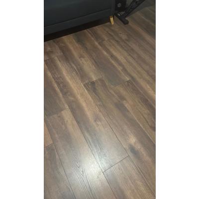 Donkereiken laminaat vloer 40m2