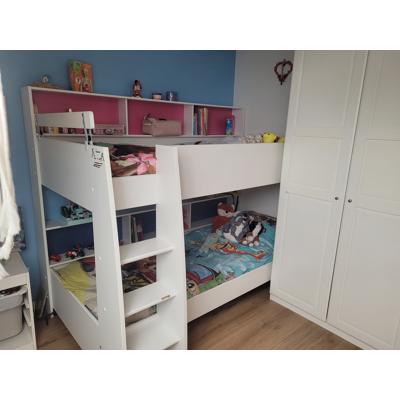 Stapelbed met vakjes voor speelgoed/Boekjes. 90x200cm