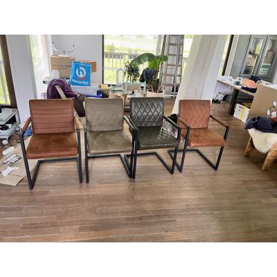 4 luxe eetkamer stoelen 