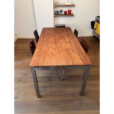 Eettafel 200cm lang x 90 diep x 75 hoog