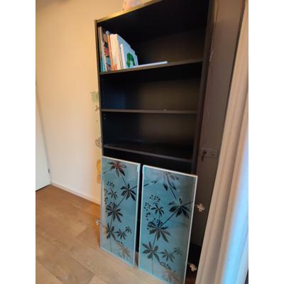 zwarte Billy kast Ikea 