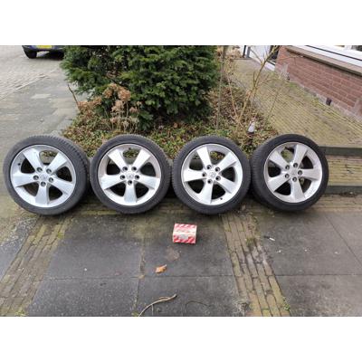 Gebruikte toyota velgen 17 inch 215 45R17
