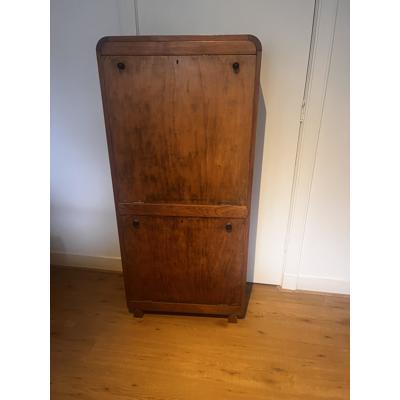 Hangkastje met bureaublad