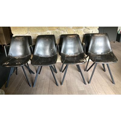 8 eetkamer stoelen - waarvan 4 kuipstoelen