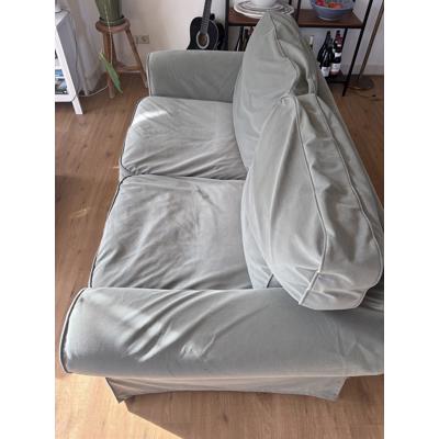 2 heerlijke IKEA banken en 1 stoel