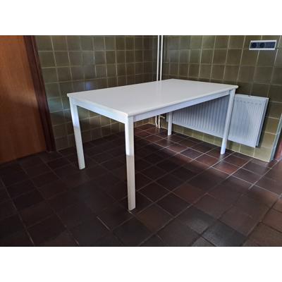 Moderne keukentafel