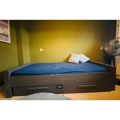 Kinderbed grijs met lade voor extra bed