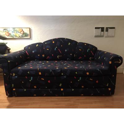 Leuk slaapbankje. Ideaal voor (klein)kinderen om te spelen en te slapen. In zeer goede staat.perfecte