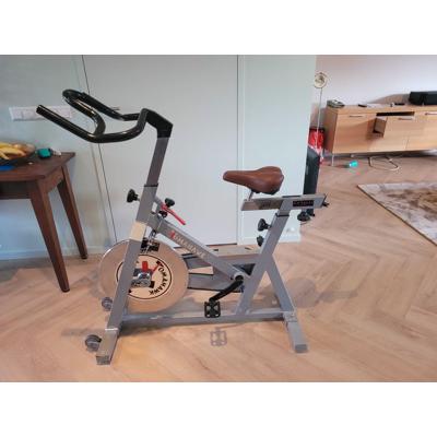 Tomahawk spinnenbike