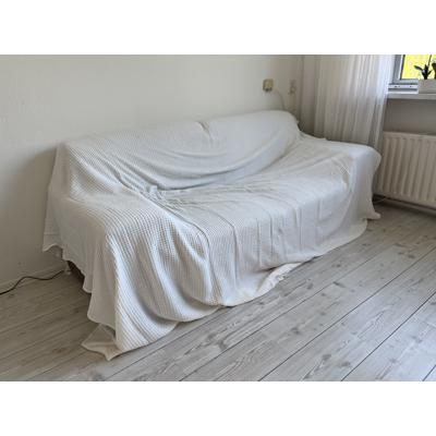 2-zits bank, zit lekker! + mooie sprei