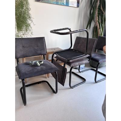 4 eetkamerstoelen 