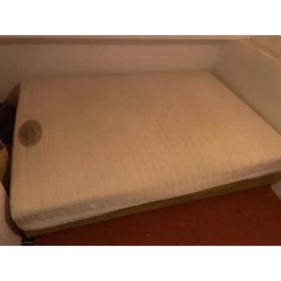 Boxspring en of matras 140x200