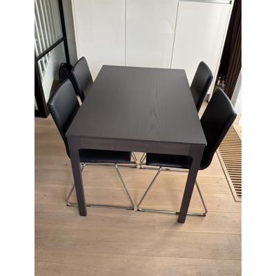 Uitschuifbare eethoek van ikea