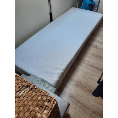 Matras gebruikt, maar schoon