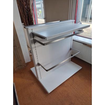 Kledingunit voor (kinder)kledingwinkel