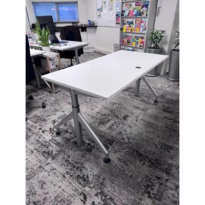 Verstelbaar (werk) bureau 160x80 cm