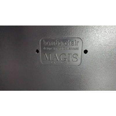 Glazen ronde tafel met kuipstoeltjes