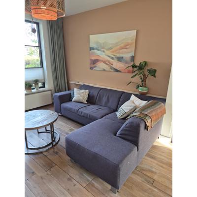 Lounge bank