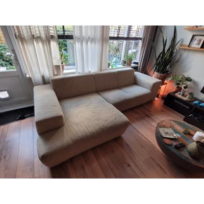 Bank beige met chez longue