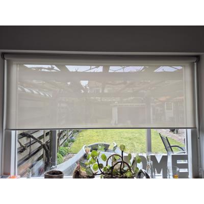 Rolgordijn doorzichtig. Breed 1.28 m