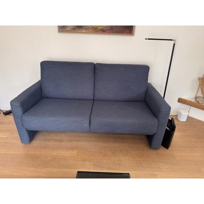 Blauwe stoffen 2 zits bank