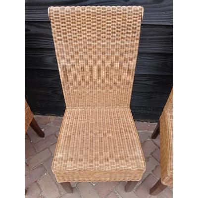 4 gratis Rotan keuken stoelen 