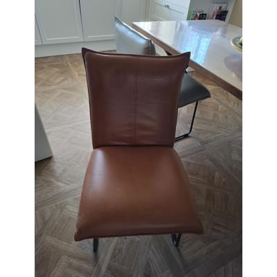 3 leren eetkamerstoelen 