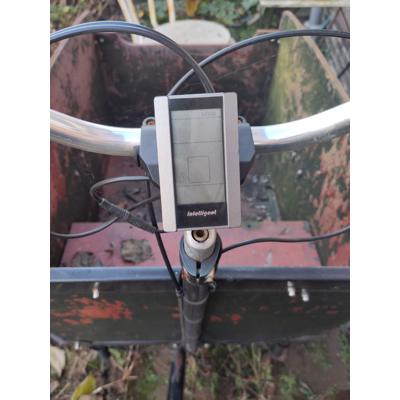 3 wieler Bakfiets, kan elektrisch maar werkt nu niet. 