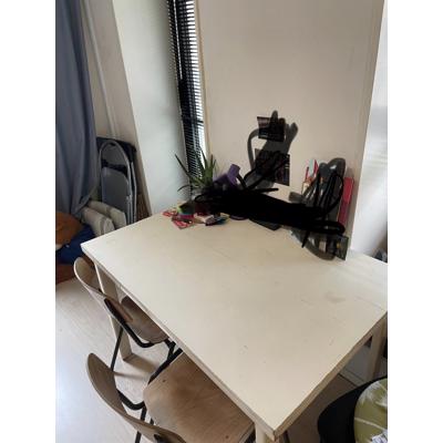 Uitschuifbare eettafel met stoelen