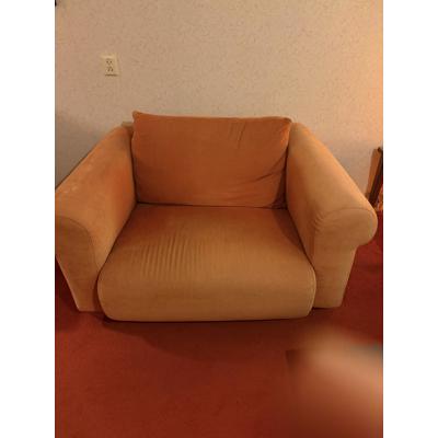 Oranje Loveseat